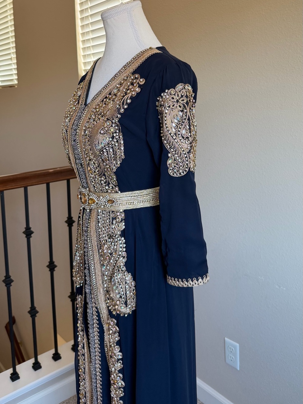 Embellished Navy and Gold Long Dubai Style Kaftan - Picture 4 of 5